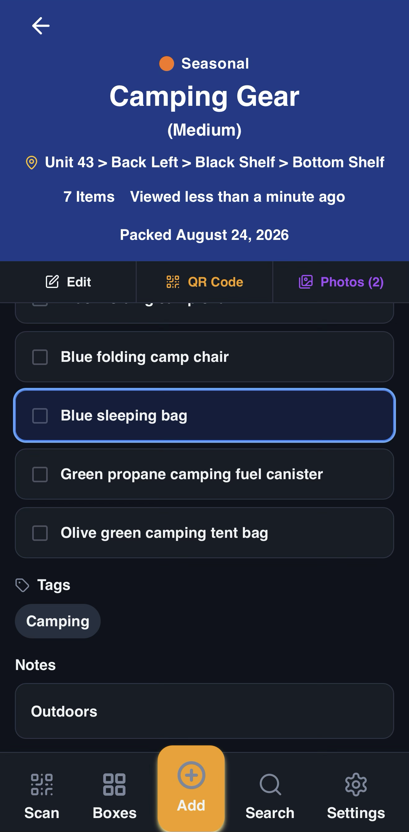 Boxy Camping Gear container details and item location